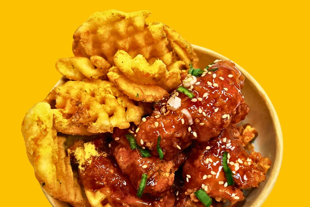 K-Krunch — ailes de poulet croustillantes et frites gaufrées au cheddar